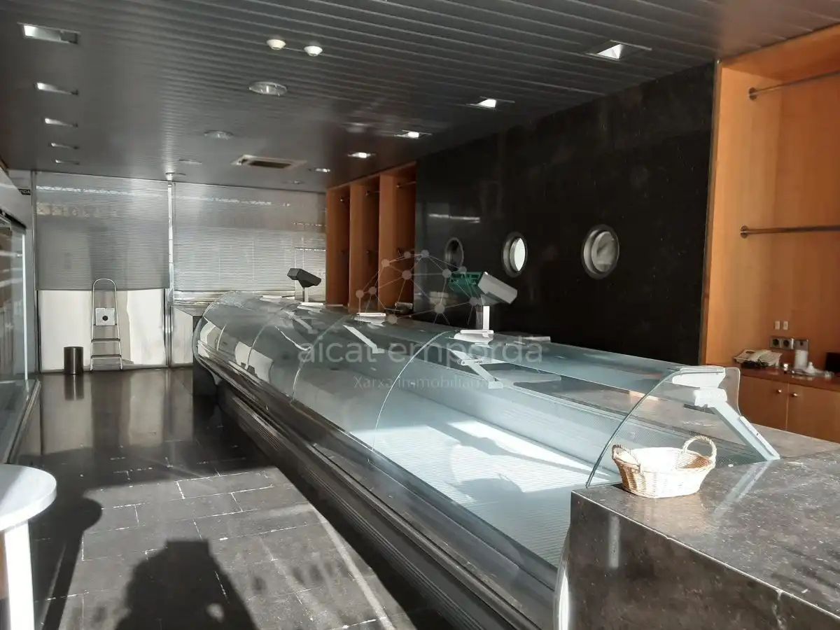 Local comercial en venta en Carboneres - La Farella