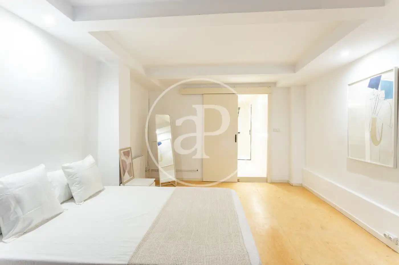Habitación de Piso en venta en Barcelona con Calefacción y Jardín privado