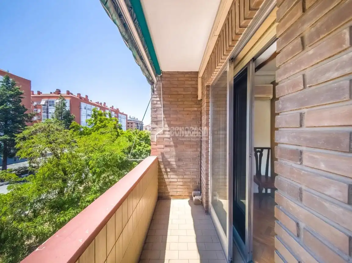 Terrassa de Pis en venda en Madrid amb Aire condicionat, Calefacció i Terrassa