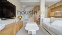 Sala d'estar de Àtic en venda en  Madrid Capital amb Aire condicionat, Calefacció i Parquet