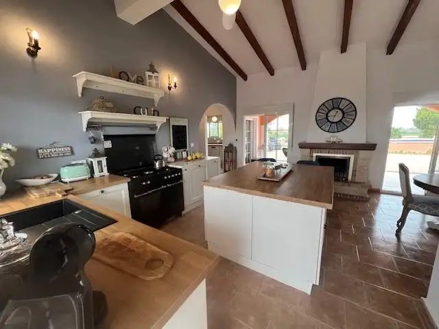 Country house with pool for sale in Dolores, imagen 4
