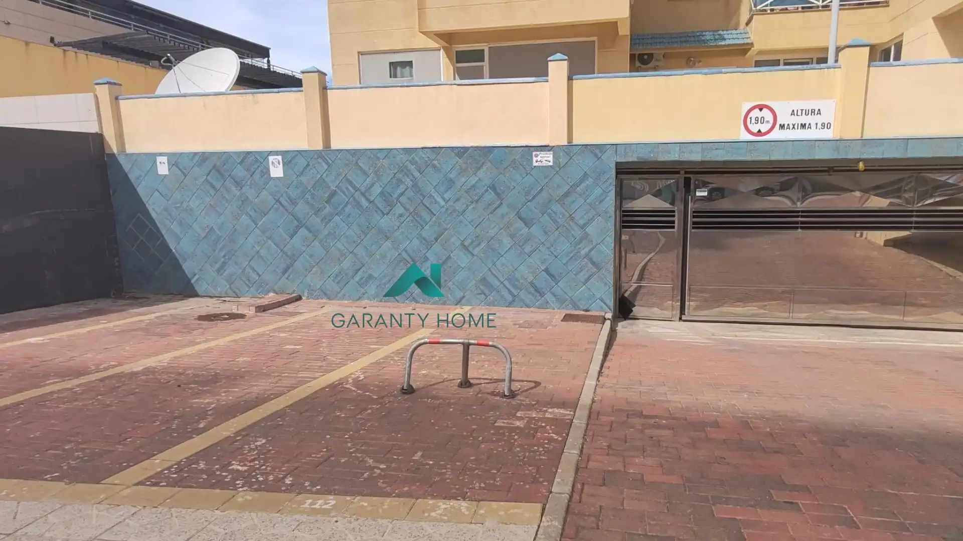 Parking de Apartamento en venta en La Manga del Mar Menor con Aire acondicionado, Jardín privado y Terraza
