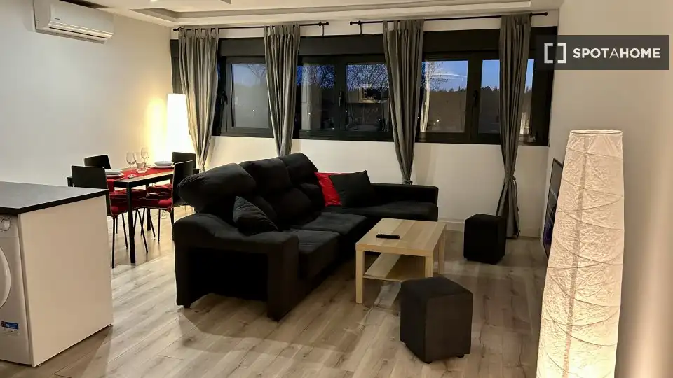 Piso en alquiler en Fuencarral - El Pardo, imagen 2