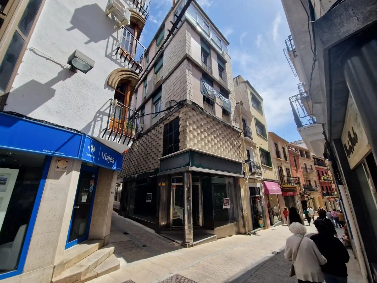 Immobles singulars amb ascensor en venda a Calle TALAVERA