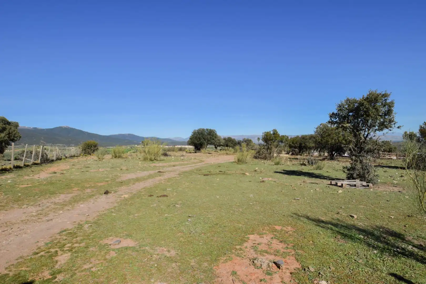 Terreno en venta en Paraje de las Perdices, Lugros