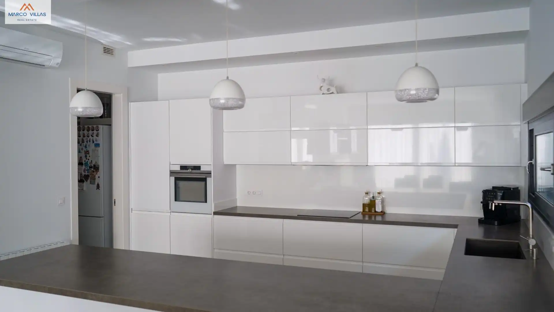 Cocina de Casa o chalet en venta en San Fulgencio con Aire acondicionado, Jardín privado y Piscina
