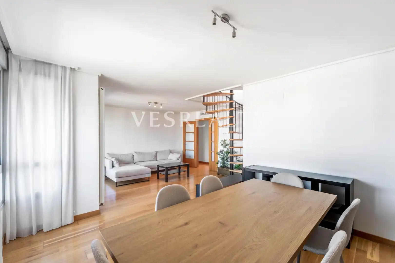 Vista exterior de Ático en venta en Alicante / Alacant con Aire acondicionado, Calefacción y Terraza