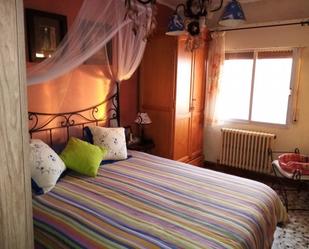 Bedroom of Country house for sale in Novallas