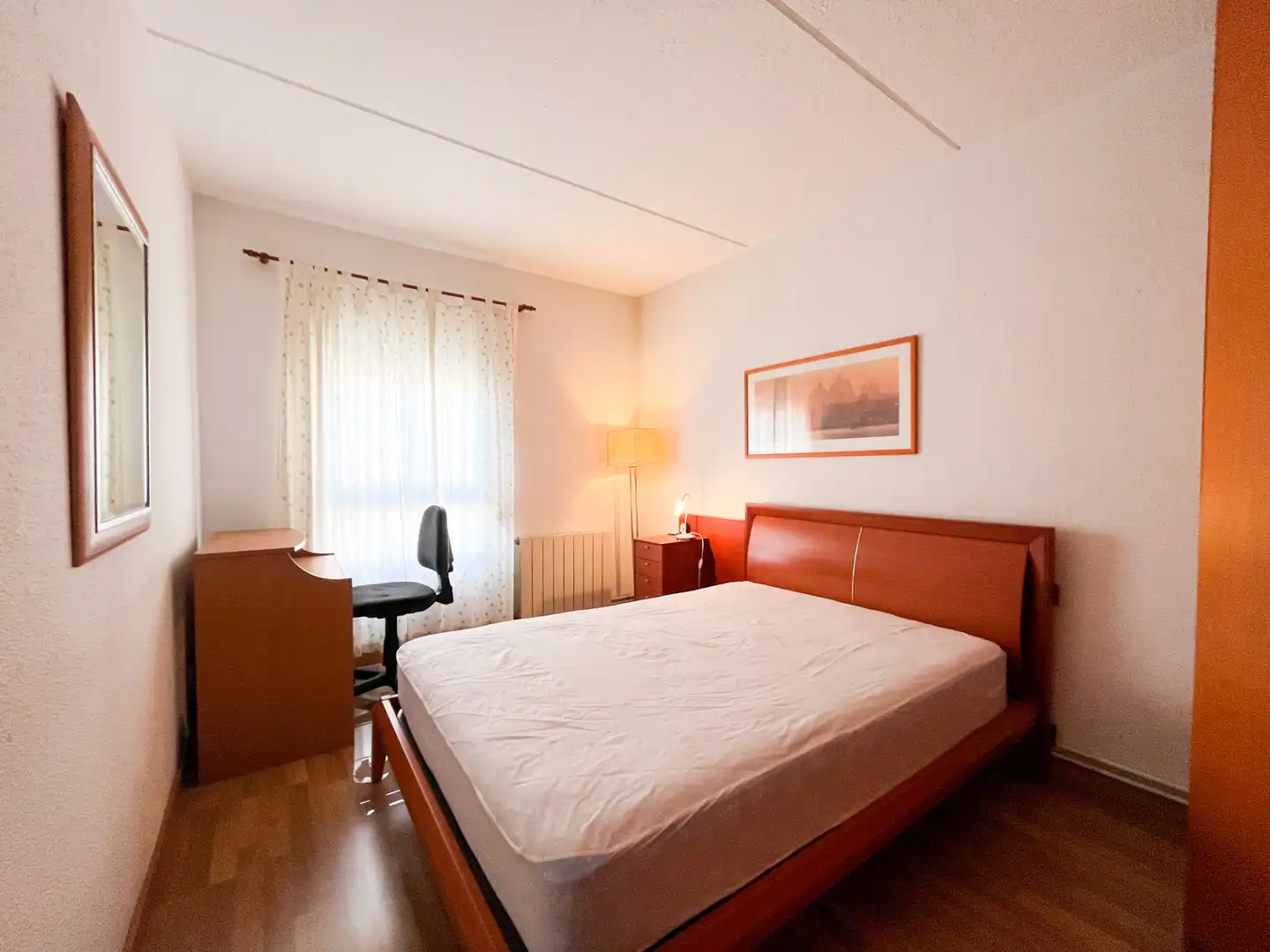 Habitación de Piso de alquiler en Cerdanyola del Vallès con Aire acondicionado, Calefacción y Parquet