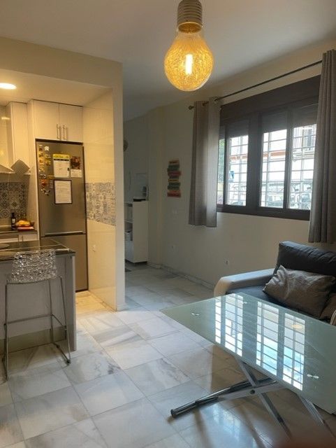 Cocina de Apartamento en venta en  Sevilla Capital con Aire acondicionado, Calefacción y Amueblado