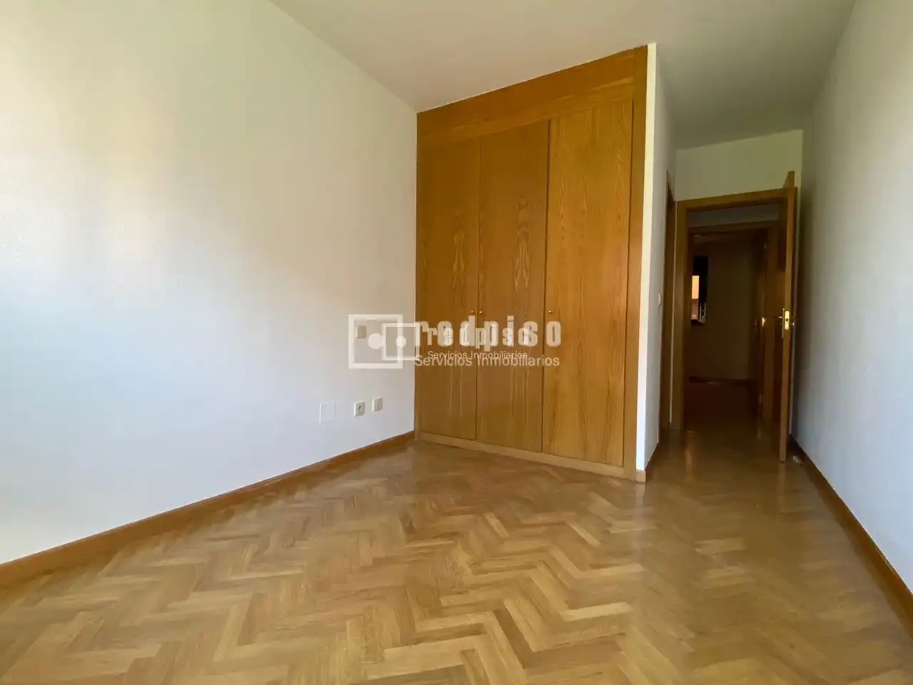 Habitación de Piso de alquiler en Madrid con Aire acondicionado, Calefacción y Jardín privado
