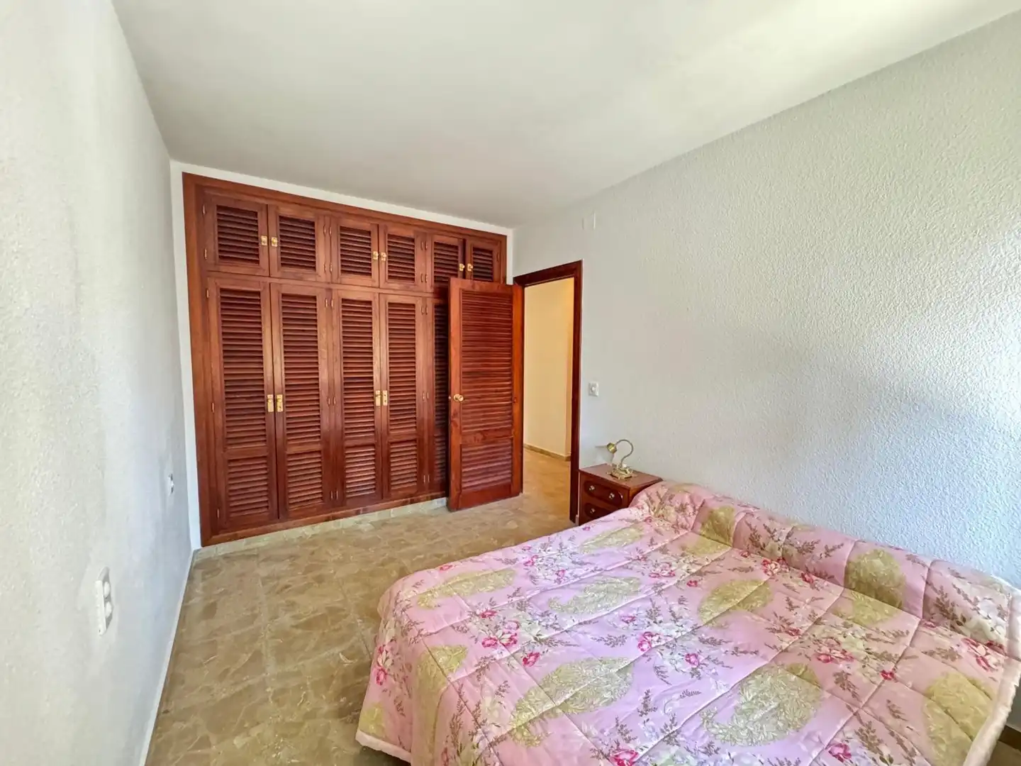 Dormitori de Casa o xalet en venda en Villanueva del Rosario amb Aire condicionat, Jardí privat i Terrassa