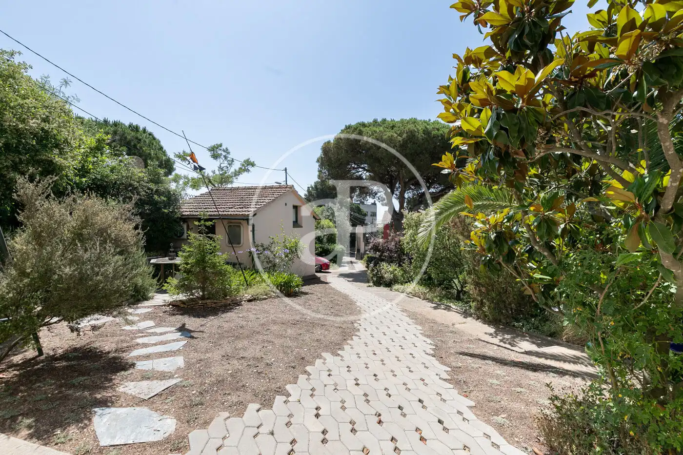 Vista exterior de Casa o chalet en venta en Barcelona con Calefacción, Jardín privado y Terraza