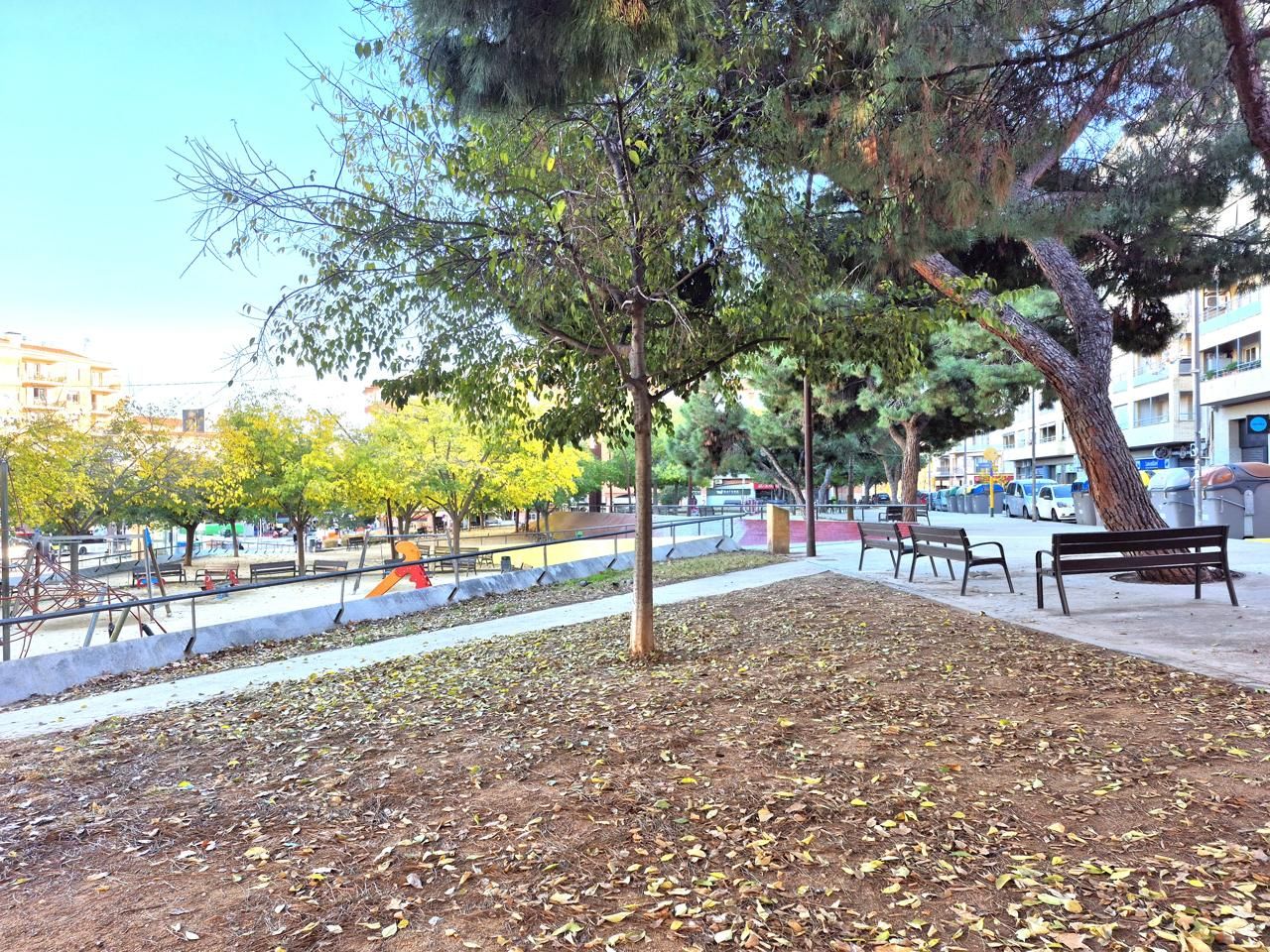 Vista exterior de Piso en venta en Terrassa con Aire acondicionado, Calefacción y Amueblado