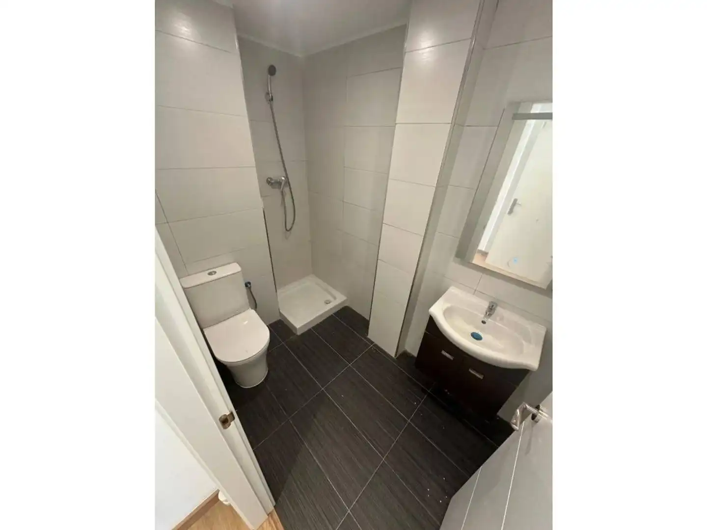 Bathroom of Flat for sale in Cerdanyola del Vallès  with Terrace
