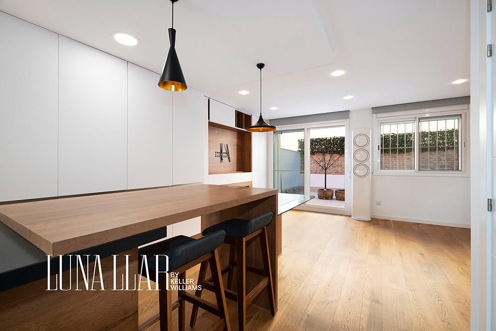 Kitchen of Single-family semi-detached for sale in Castelldefels  with Air Conditioner, Heating and Parquet flooring