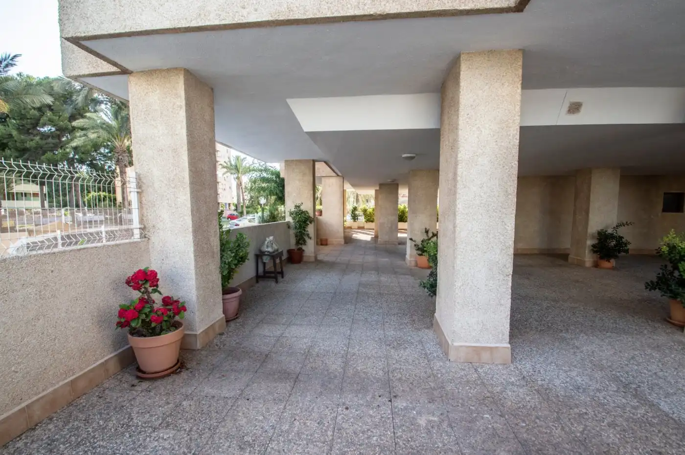 Flat for rent in Roquetas de Mar  with Terrace and Community pool