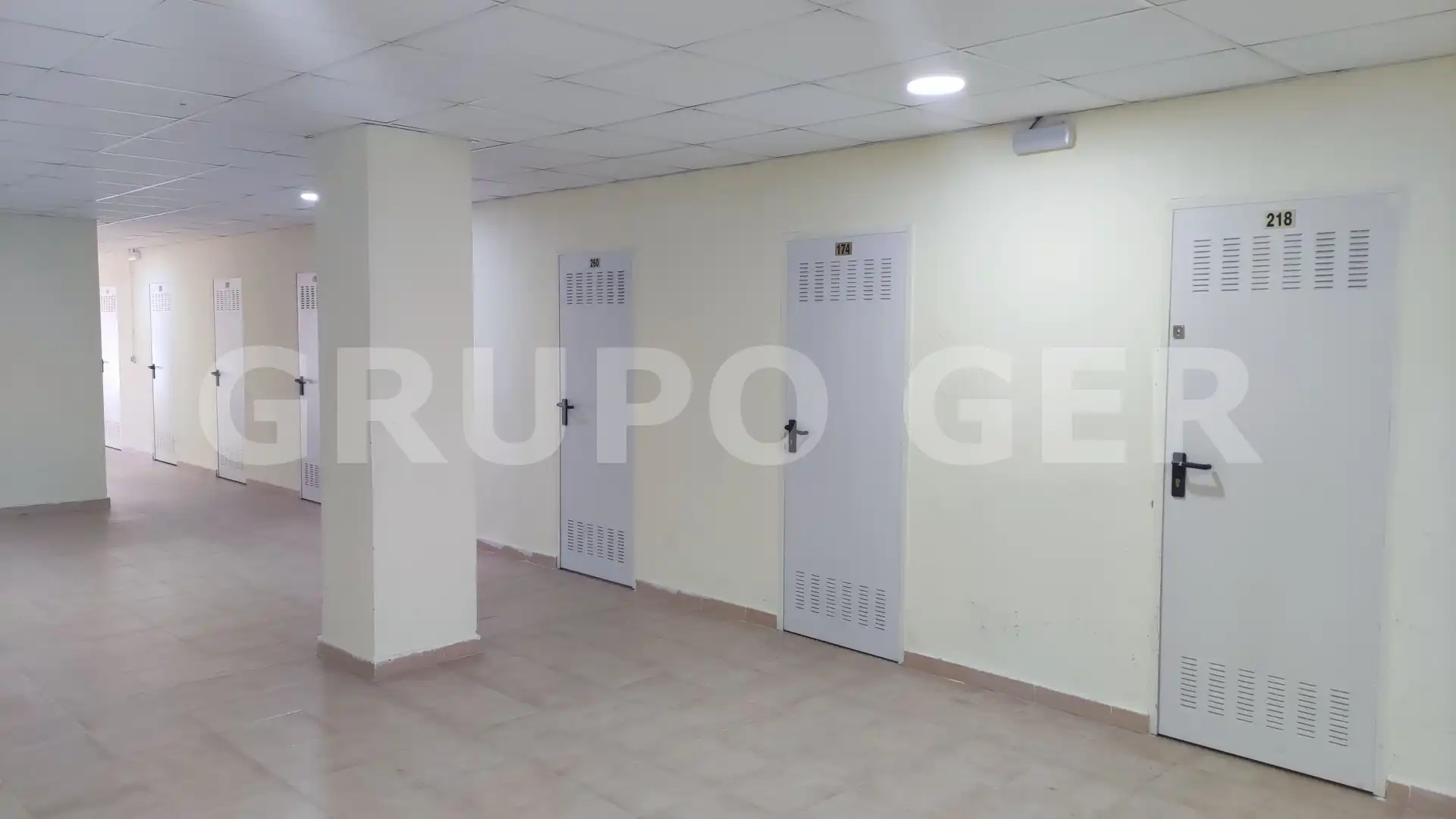 Piso con terraza en venta en Avenida Central 24, imagen 10