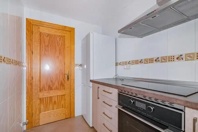 Cocina de Piso en venta en La Zubia con Amueblado