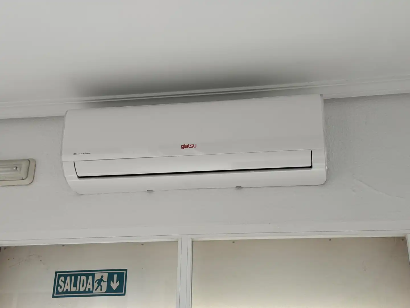 Terrassa de Local de lloguer en Huelva amb Aire condicionat i Calefacció