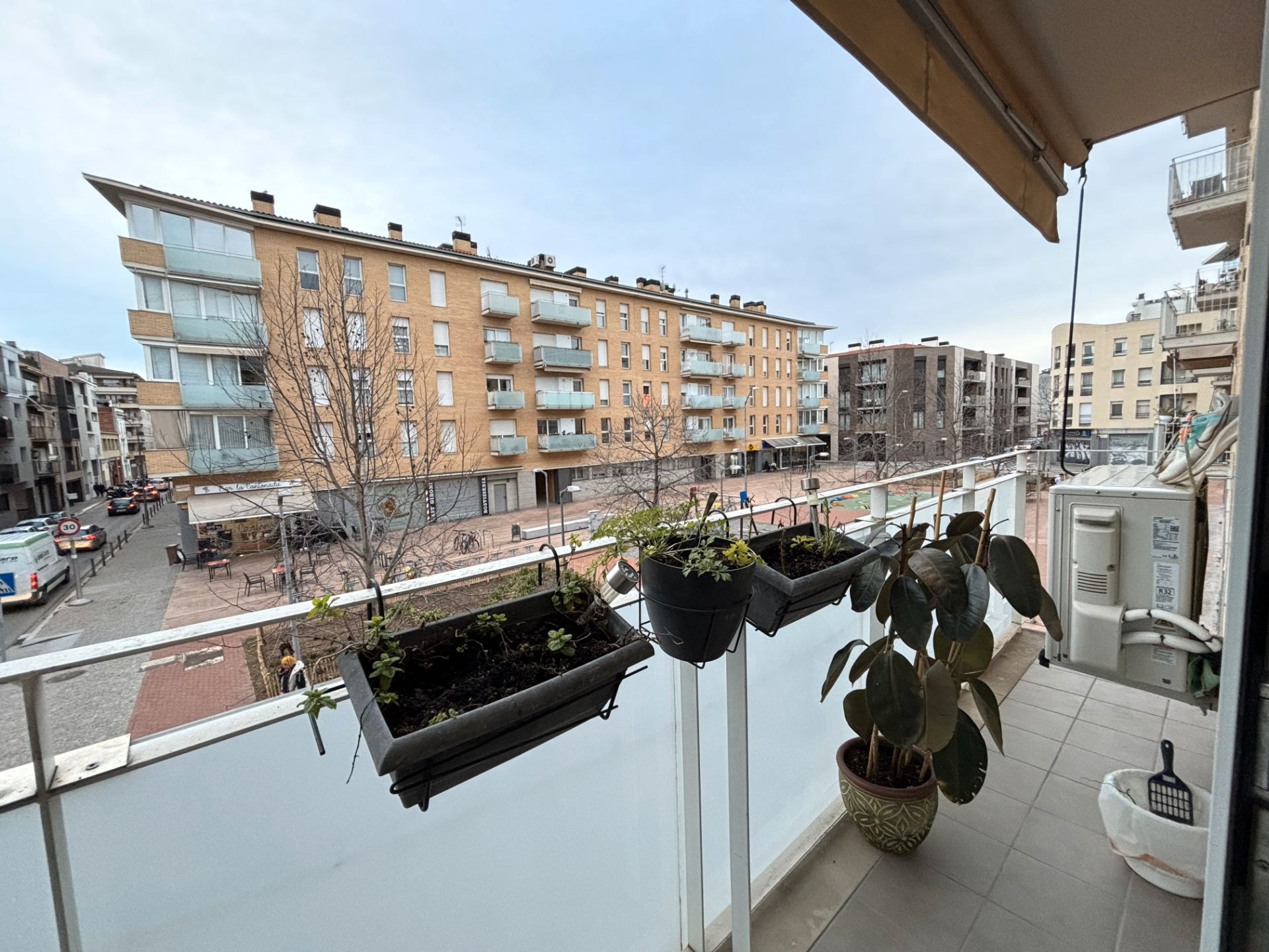 Wohnung zum verkauf in Carrer Sant Isidre, Eixample Sud – Migdia