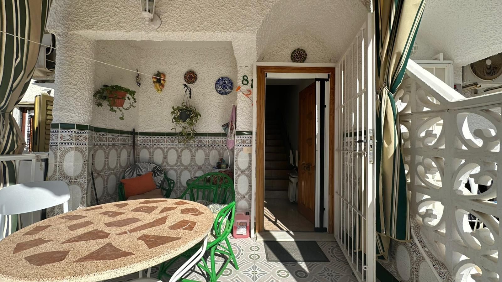 Casa adosada en venda en Torrevieja amb Aire condicionat, Jardí privat i Terrassa