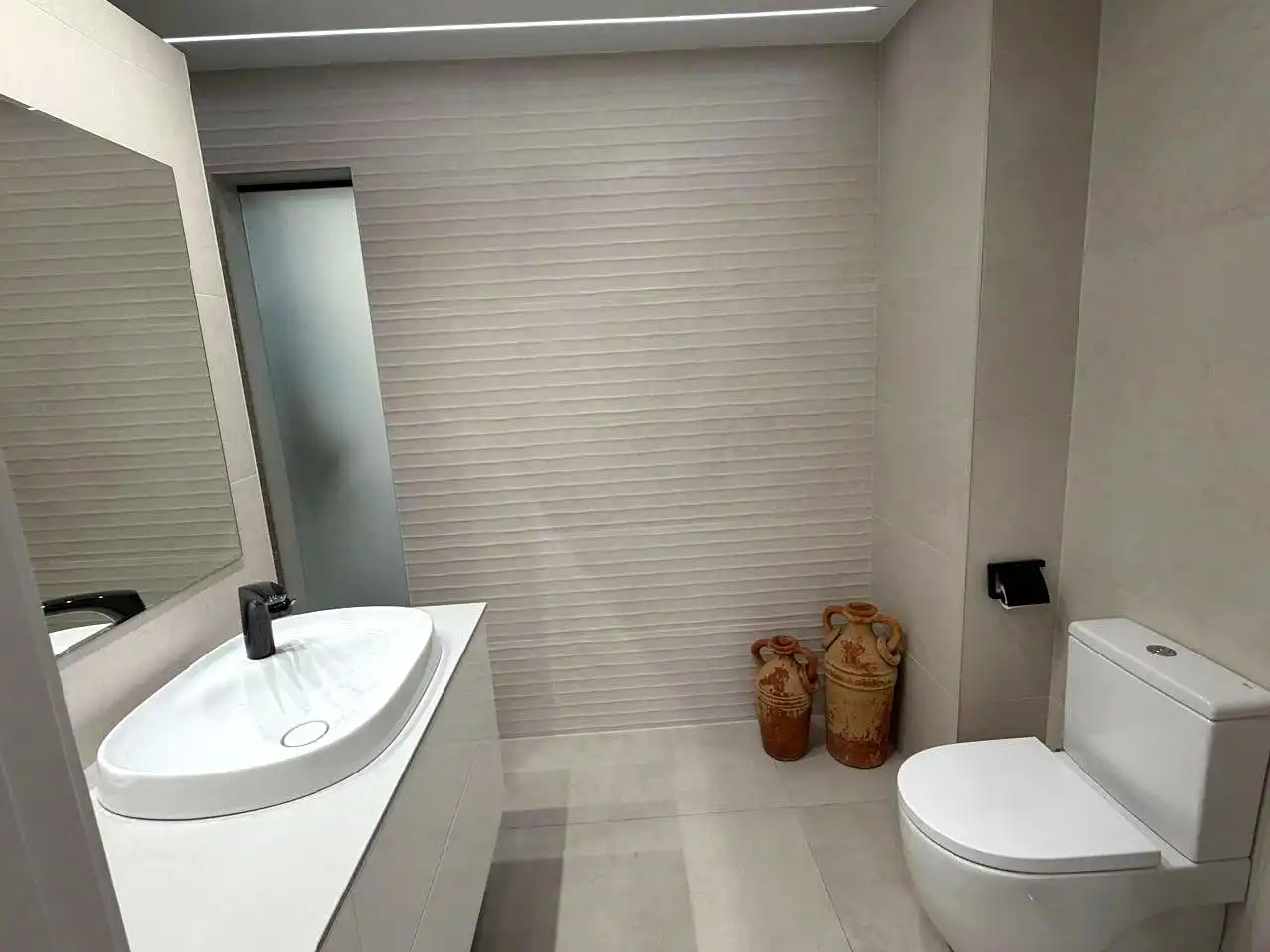 Baño de Piso de alquiler en San Bartolomé de Tirajana con Aire acondicionado, Terraza y Internet