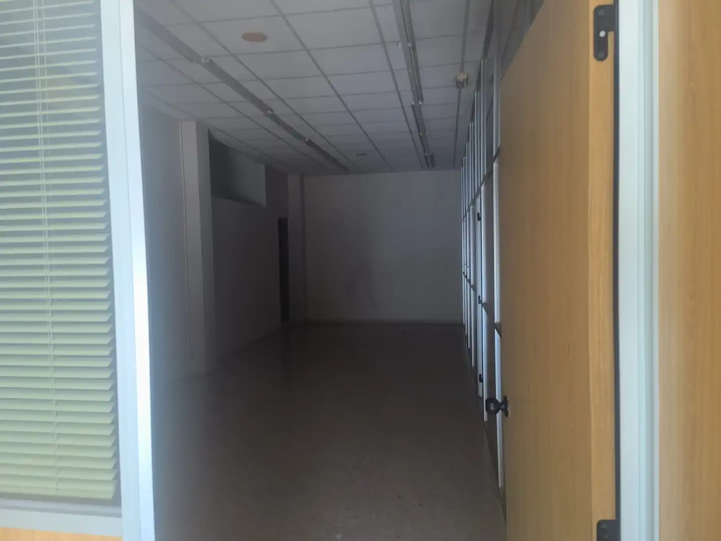 Business premises to rent in Calle Luis Buñuel 3, imagen 5
