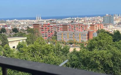 Vista exterior de Pis en venda en  Barcelona Capital amb Aire condicionat