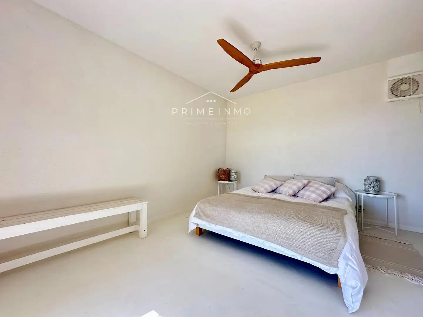 Habitación de Finca rústica en venta en Tortosa con Calefacción, Terraza y Trastero