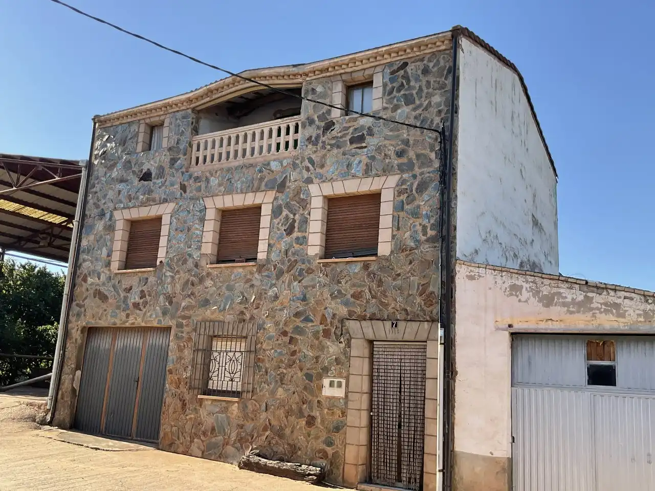 Vista exterior de Casa o chalet en venta en Villar de Torre con Calefacción y Amueblado