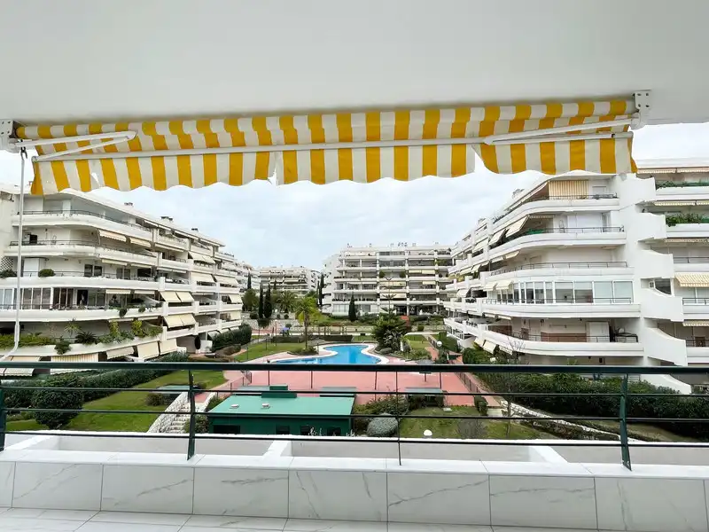 Apartamento con piscina en venta en San Pedro de Alcántara, imagen 24