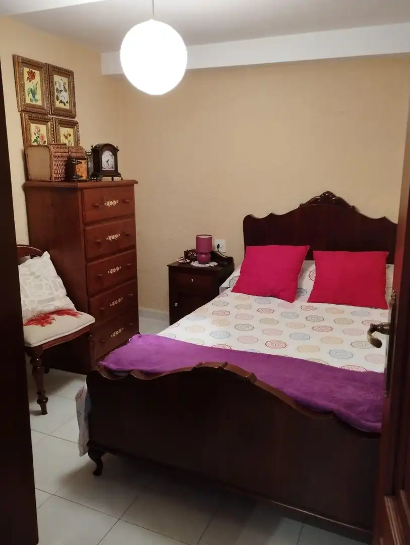 Schlafzimmer von Haus oder Chalet zum Verkauf in Vega de Valcarce mit Privatgarten und Möbliert