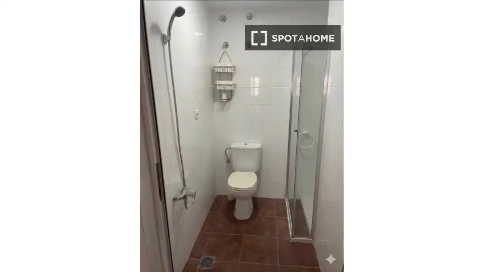 Bany de Apartament per a compartir en Almuñécar amb Aire condicionat, Terrassa i Moblat