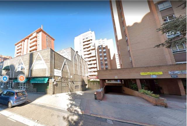 Garaje en Alquiler en Calle Profesor Adolfo Miaja de la Muela, 229 en Parquesol