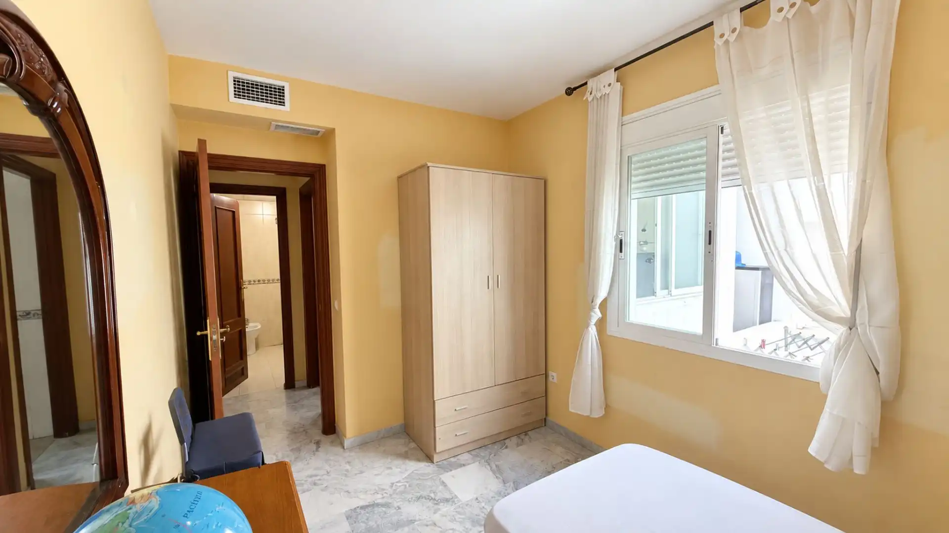 Habitación de Piso en venta en Campo de Mijas