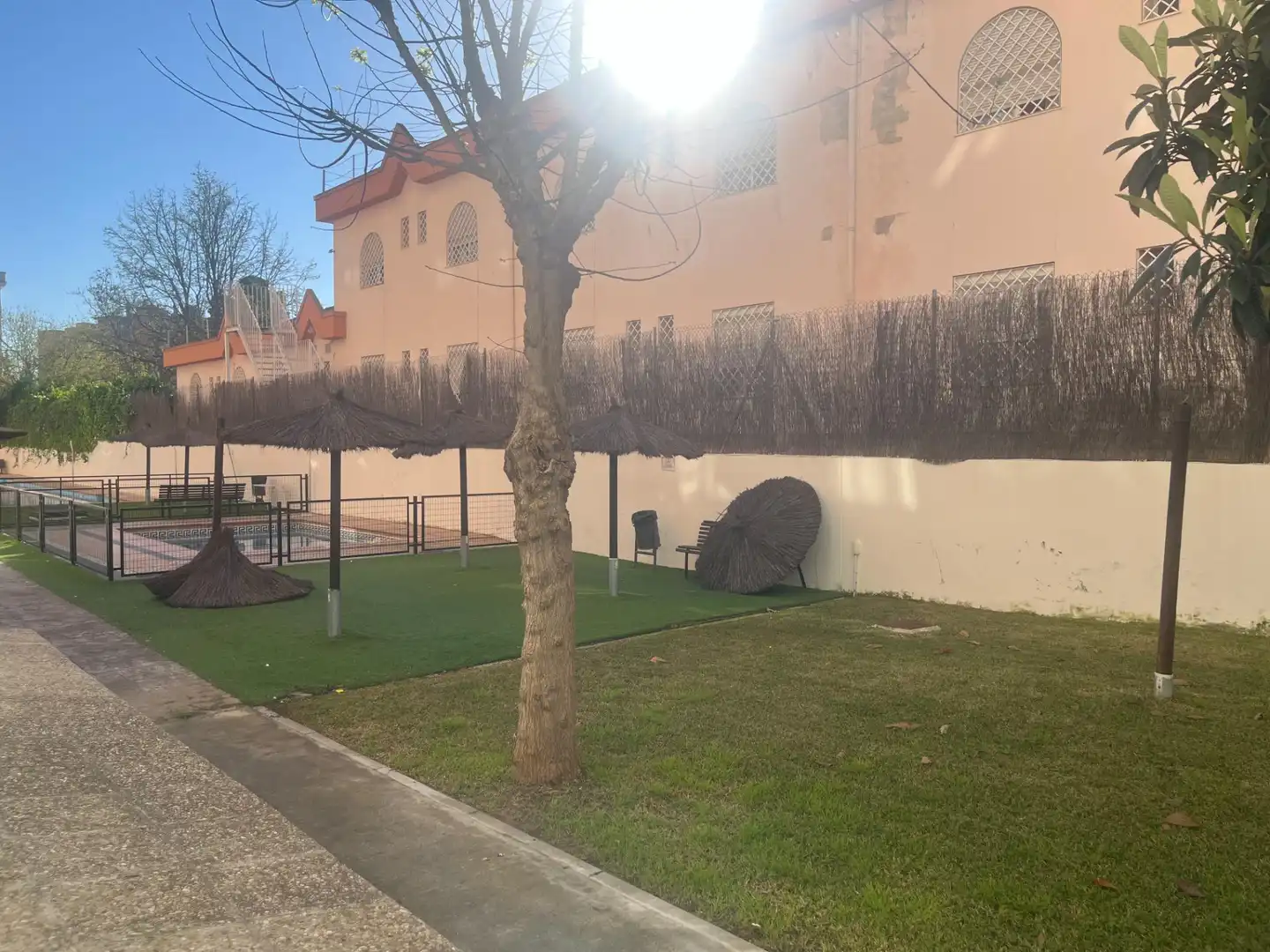 Parkplatz von Erdgeschoss zum Verkauf in Jerez de la Frontera mit Klimaanlage, Heizung und Privatgarten