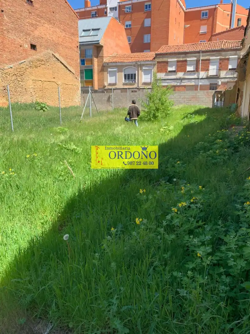 Terreni e lotti in vendita a BENITO ARIAS MONTANO, imagen 4