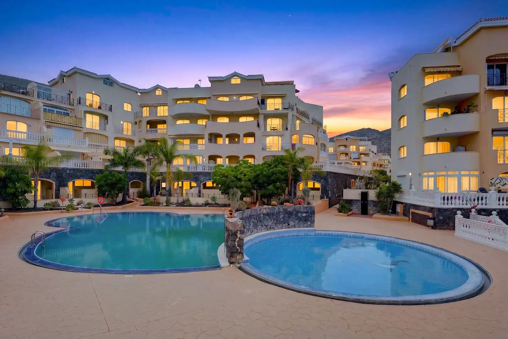 Vista exterior de Apartamento en venta en Arona