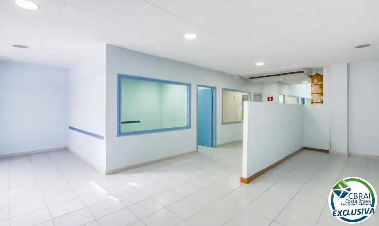 Business premises for sale in Carrer del Doctor Alexander Fleming, imagen 2
