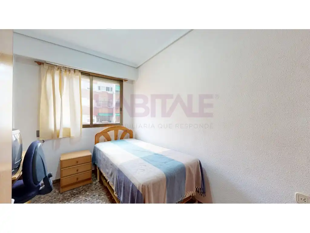 Habitación de Piso en venta en Quatre Carreres