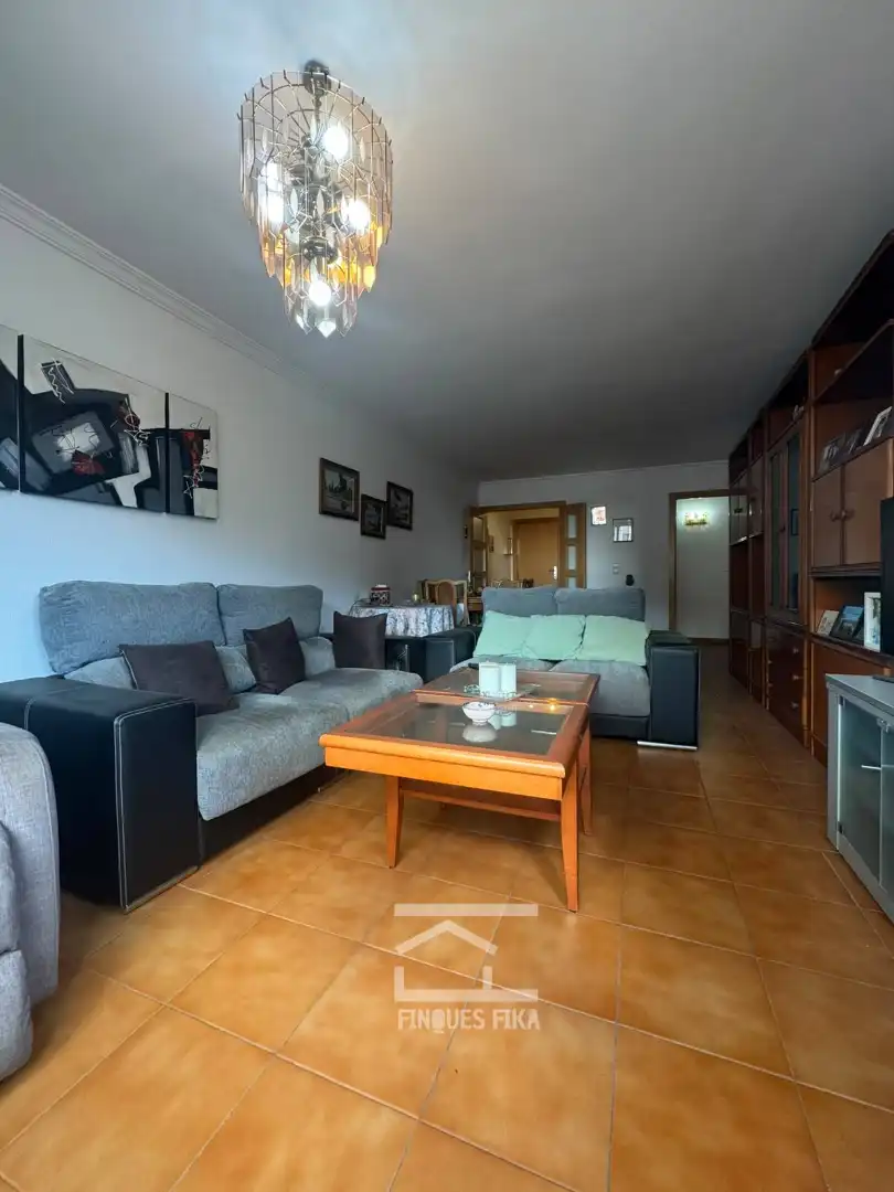 Sala de estar de Piso en venta en Mataró con Aire acondicionado, Calefacción y Amueblado