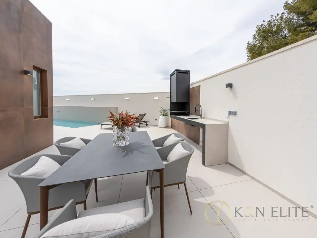 Terrassa de Casa o xalet en venda en Benidorm amb Aire condicionat, Terrassa i Piscina
