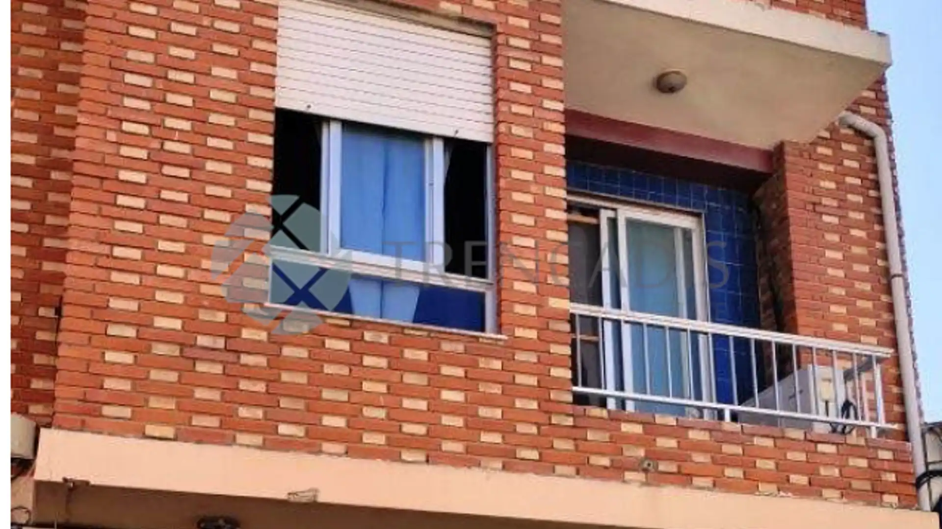 Terrassa de Casa adosada en venda en Benifaió