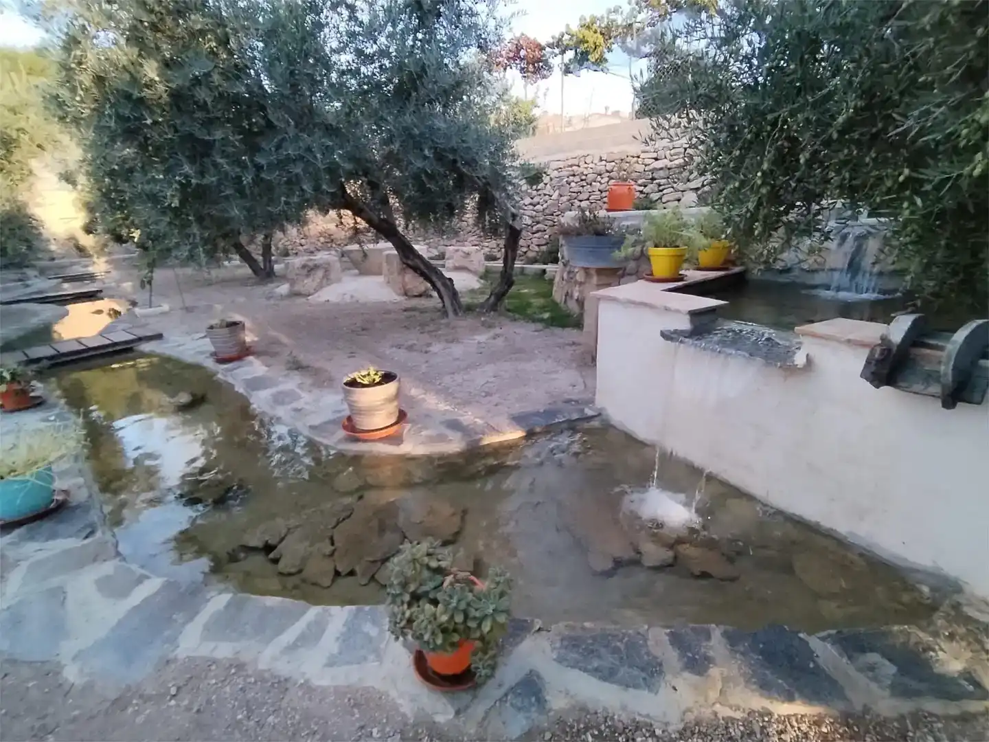 Terrassa de Pis en venda en Elche de la Sierra amb Aire condicionat, Jardí privat i Piscina