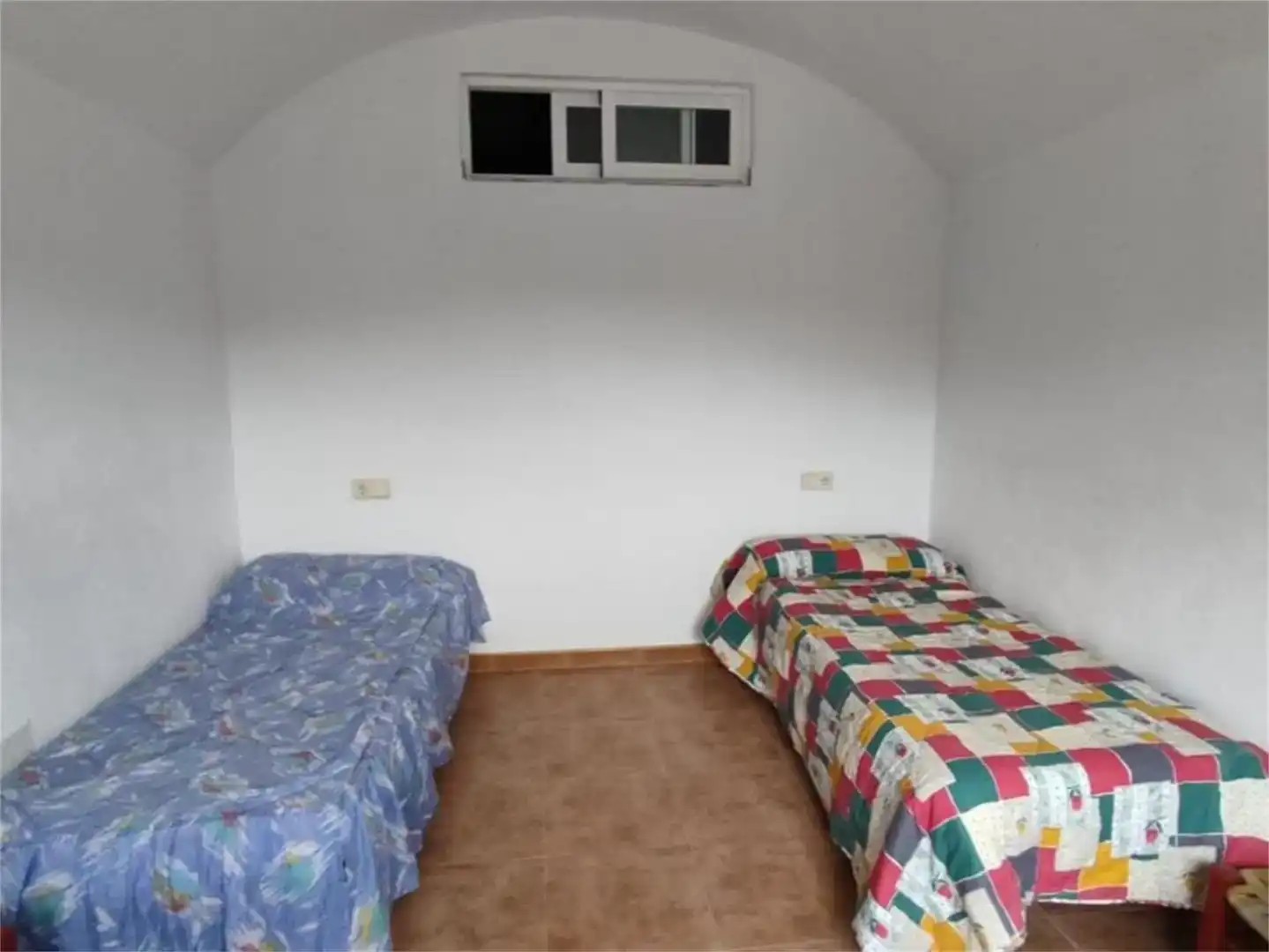 Dormitori de Casa adosada en venda en Cortes y Graena amb Traster, Moblat i Forn