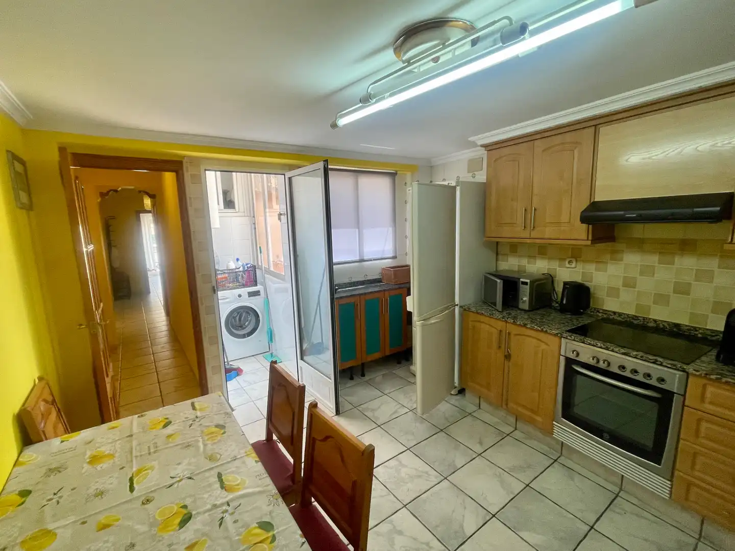 Cuina de Apartament de lloguer en Sagunto / Sagunt amb Aire condicionat, Terrassa i Moblat