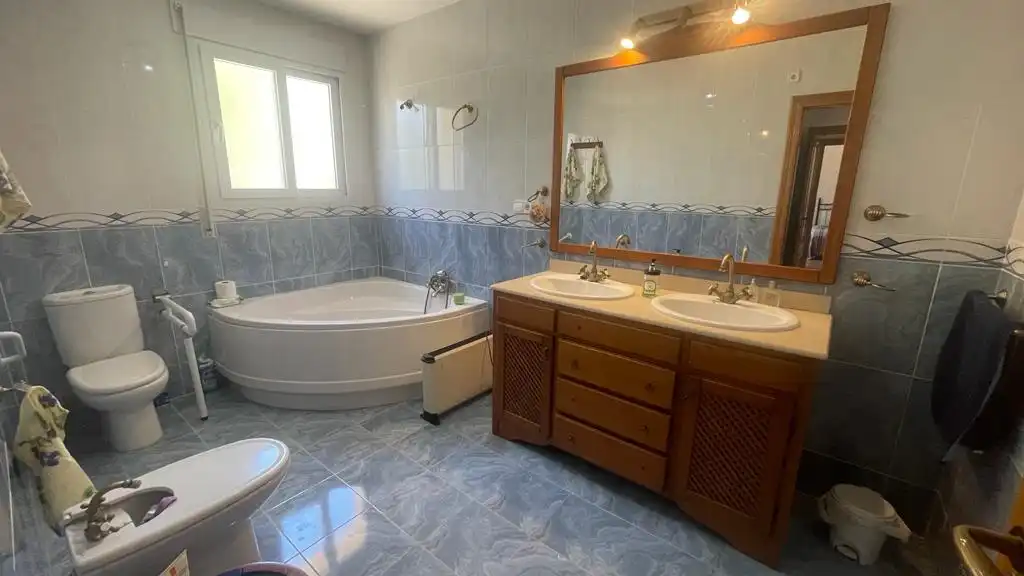 Casa o chalet en venta en Urbanización Veneziola B, 1321, Veneziola