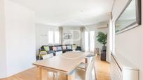 Living room of Flat for sale in  Madrid Capital  with Air Conditioner, Heating and Balcony