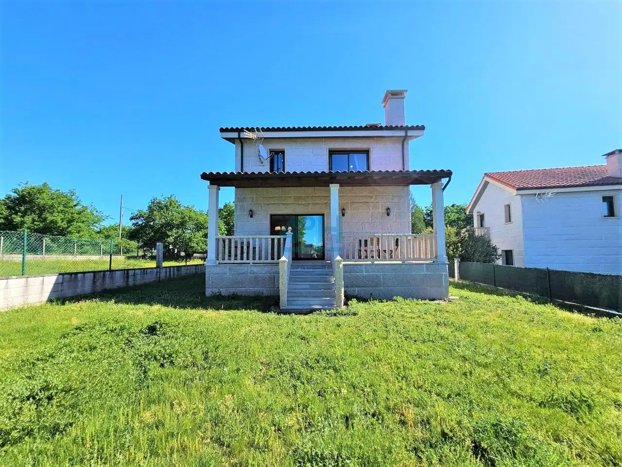 Vista exterior de Casa o chalet en venta en O Pereiro de Aguiar  con Calefacción, Jardín privado y Terraza